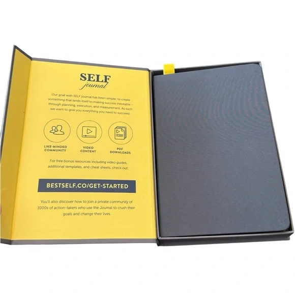 The Best Self Journal Flagship Edition Navy - Picture 2 of 3